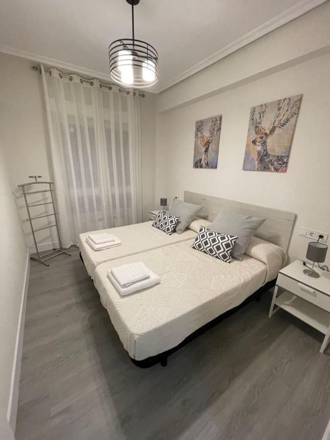 Apartamento Buenavista โอเบียโด ภายนอก รูปภาพ
